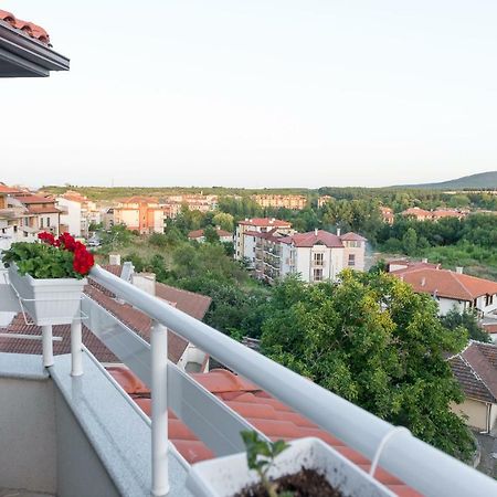 Hiora Apartments Vasiliko Tsarevo Exterior photo
