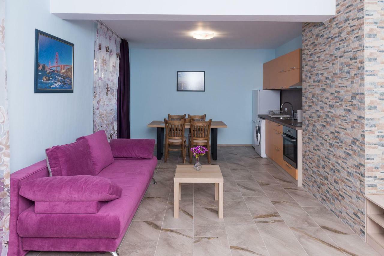 Hiora Apartments Vasiliko Tsarevo Exterior photo